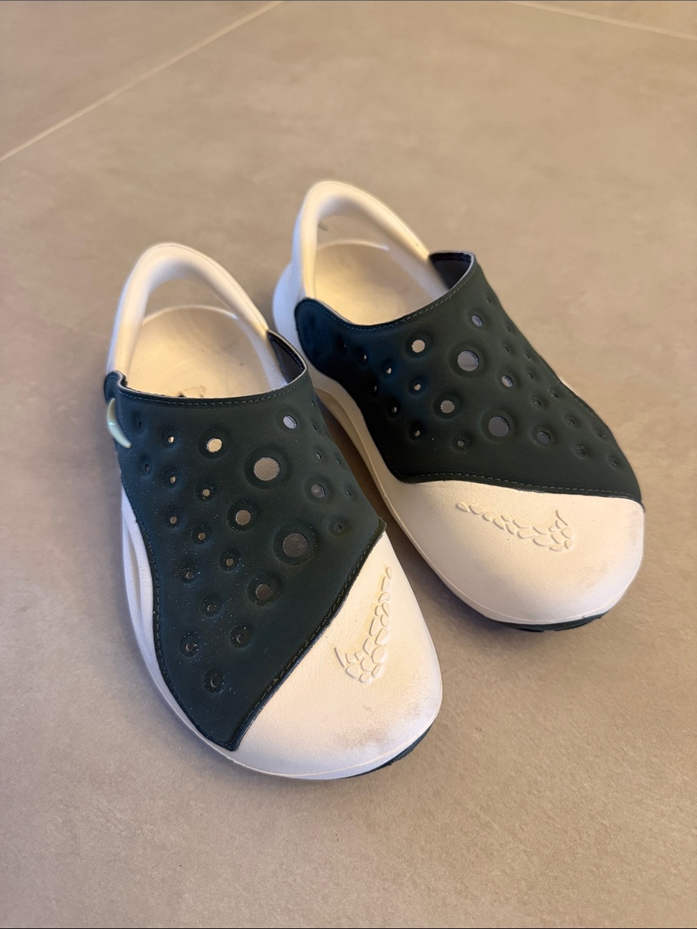 Nike Kids Slip-On Water Shoes in Dark Green and White